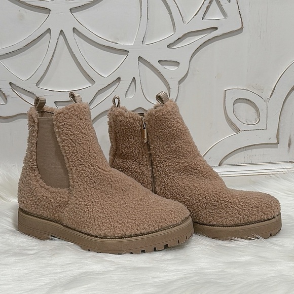 Sam Edelman Youth Girls' Laguna-4 Chelsea
Boot Sz4 Color:Warm Oats - Picture 1 of 12